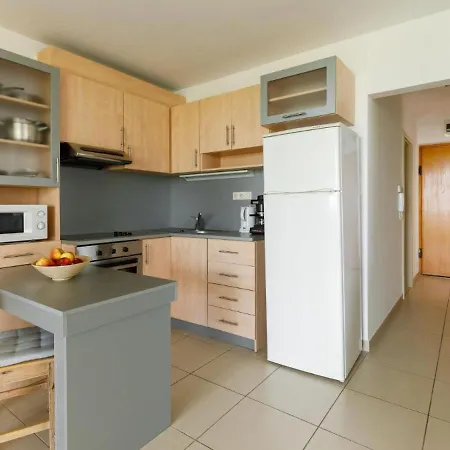 Like * بالاتونوشود