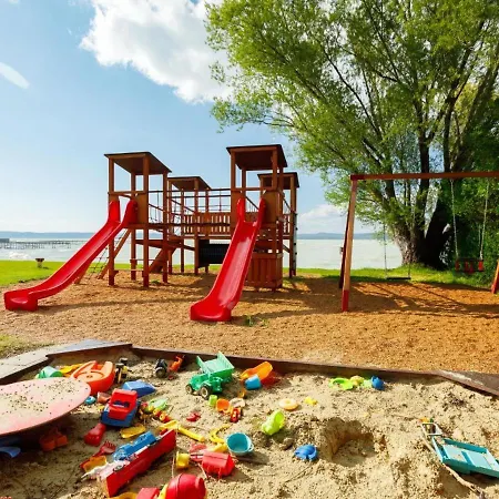 Like Lejlighed Balatonoszod